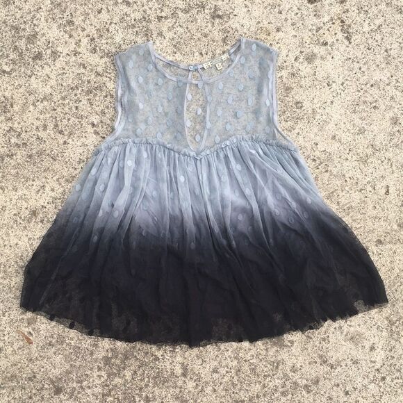 Gimmicks semi sheer polka dot too. Small - Picture 1 of 3